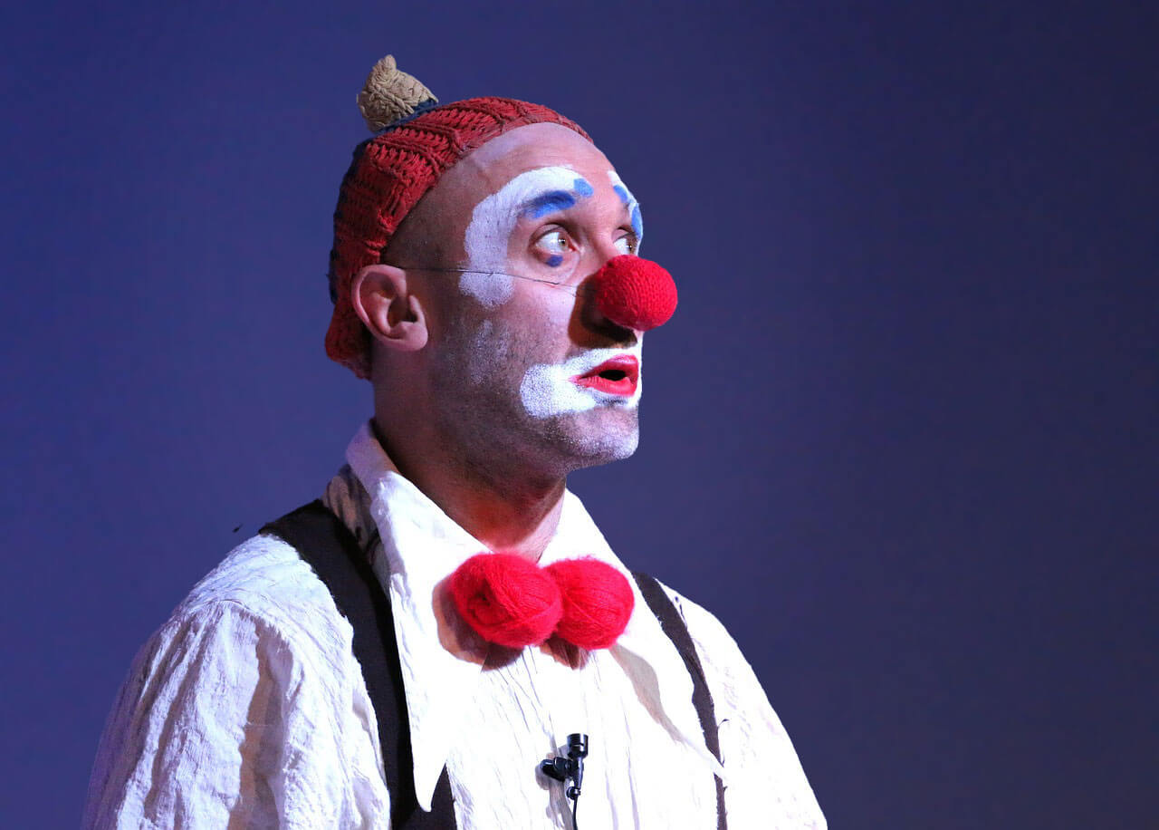 clown 1945554 1280 edited tinyfied